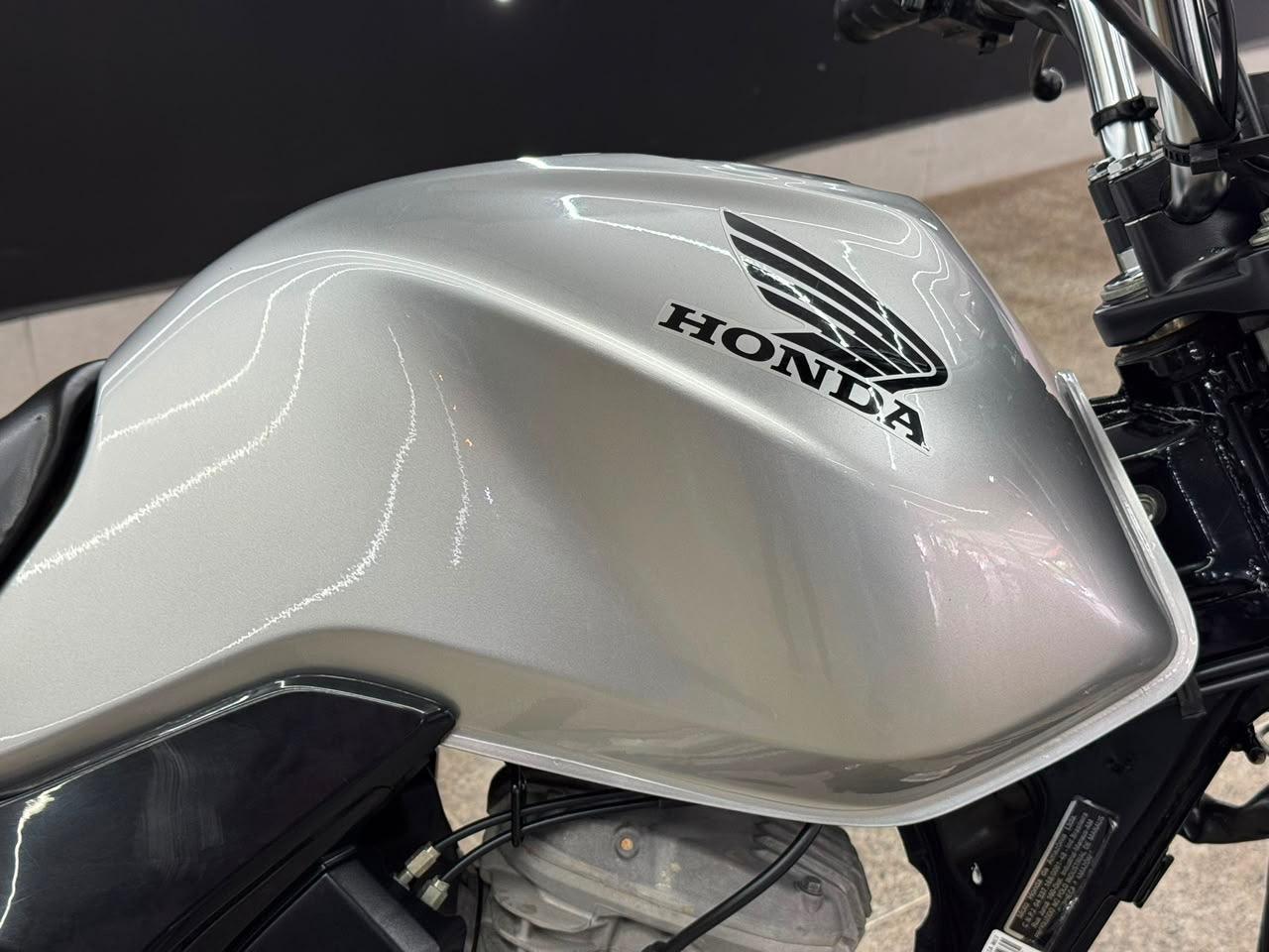 Honda CG-160 7