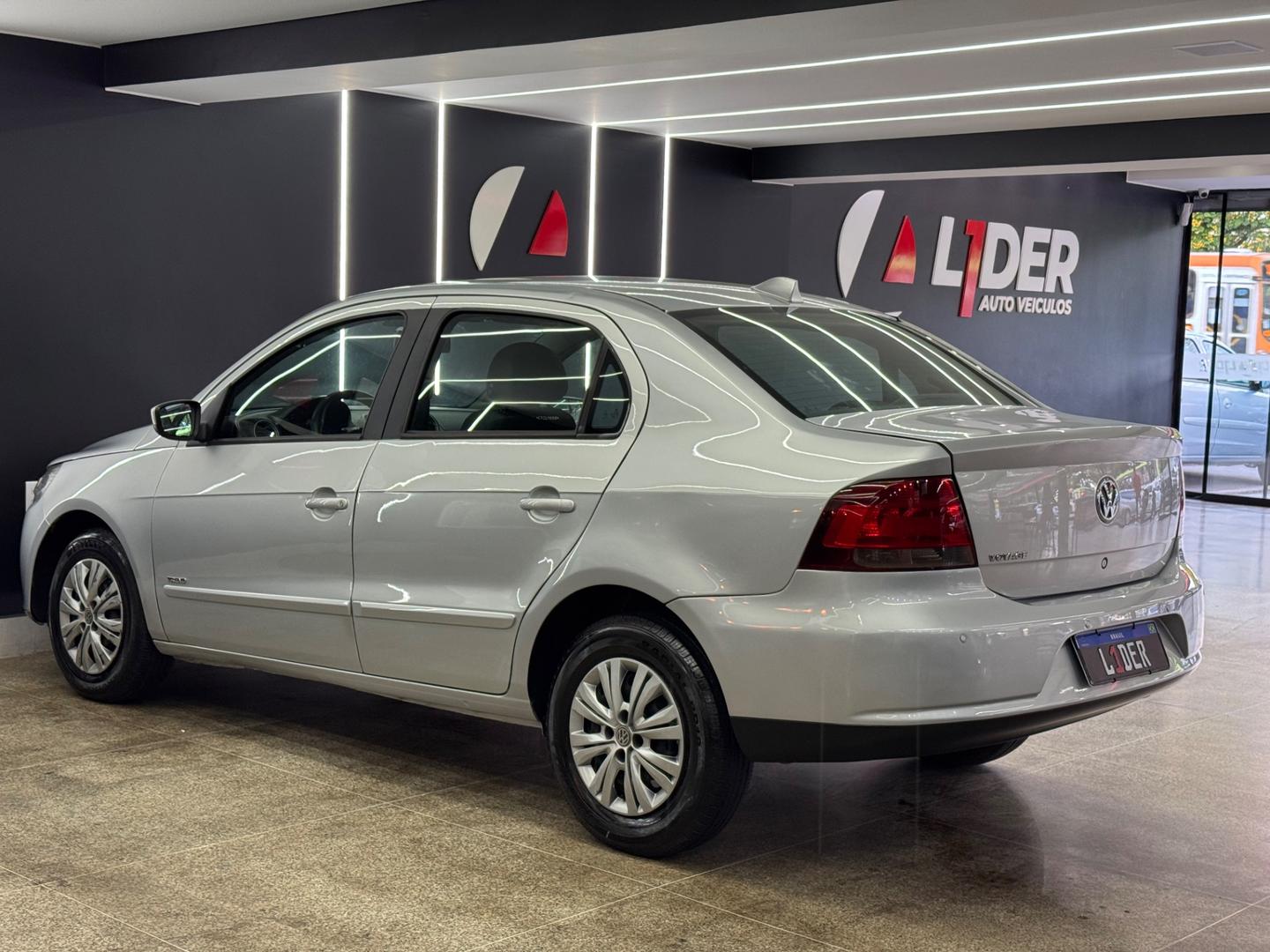 Volkswagen VOYAGE 12