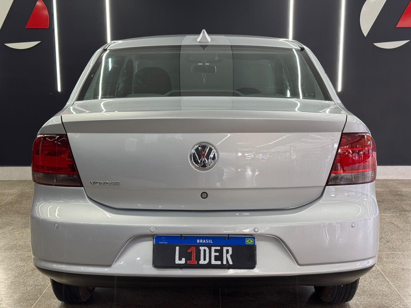 Volkswagen VOYAGE 7