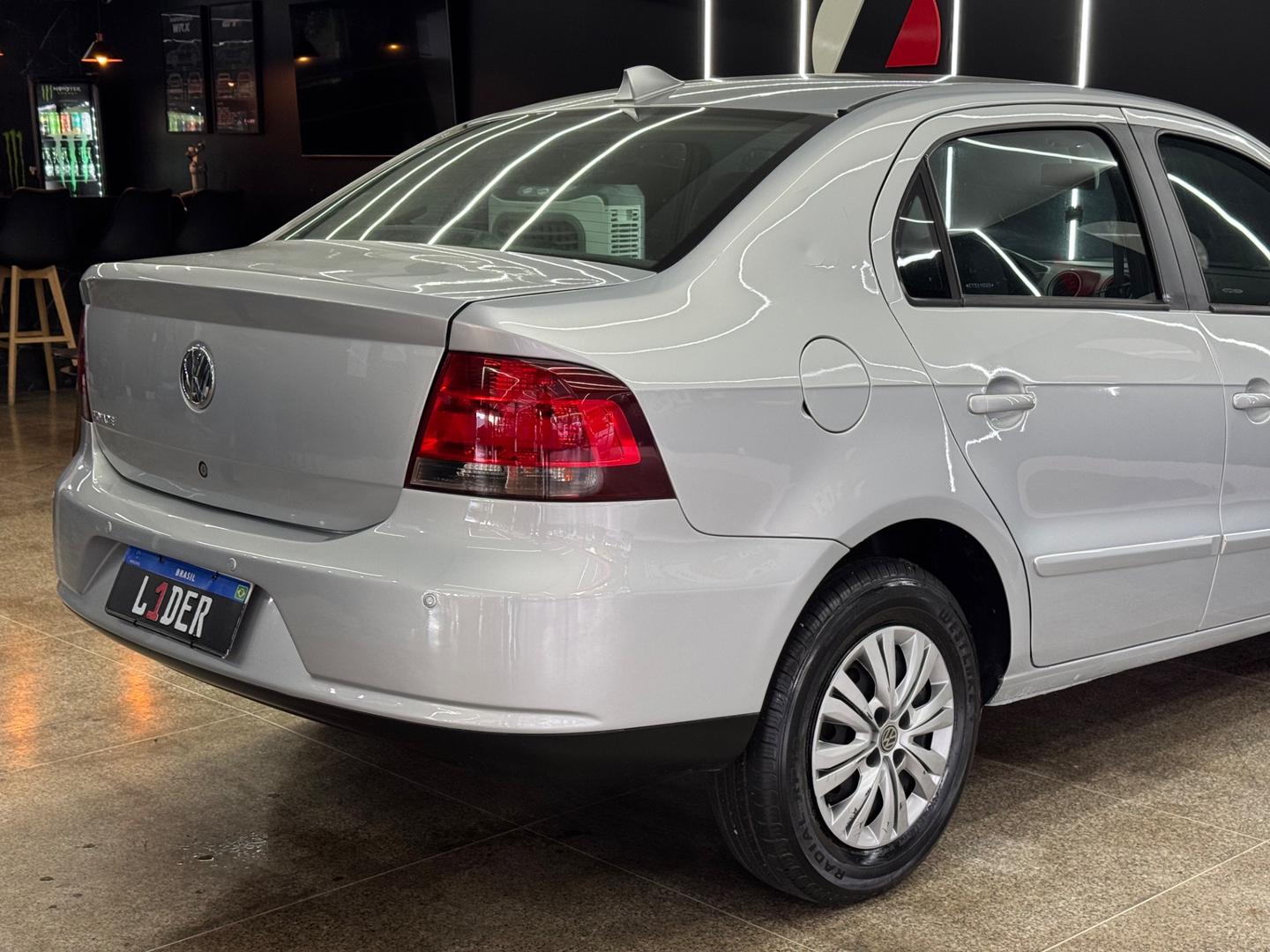 Volkswagen VOYAGE 9