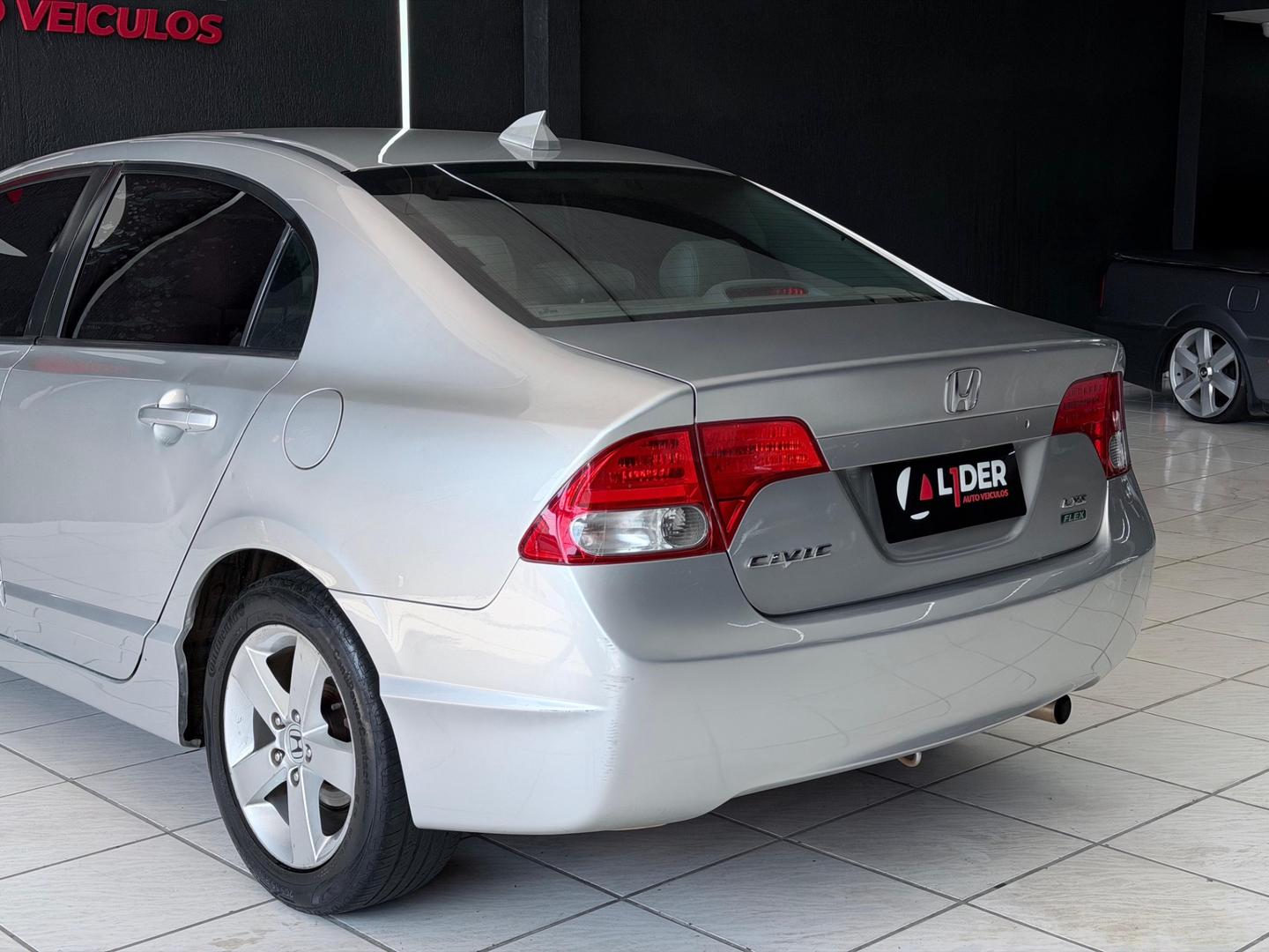 Honda CIVIC 9
