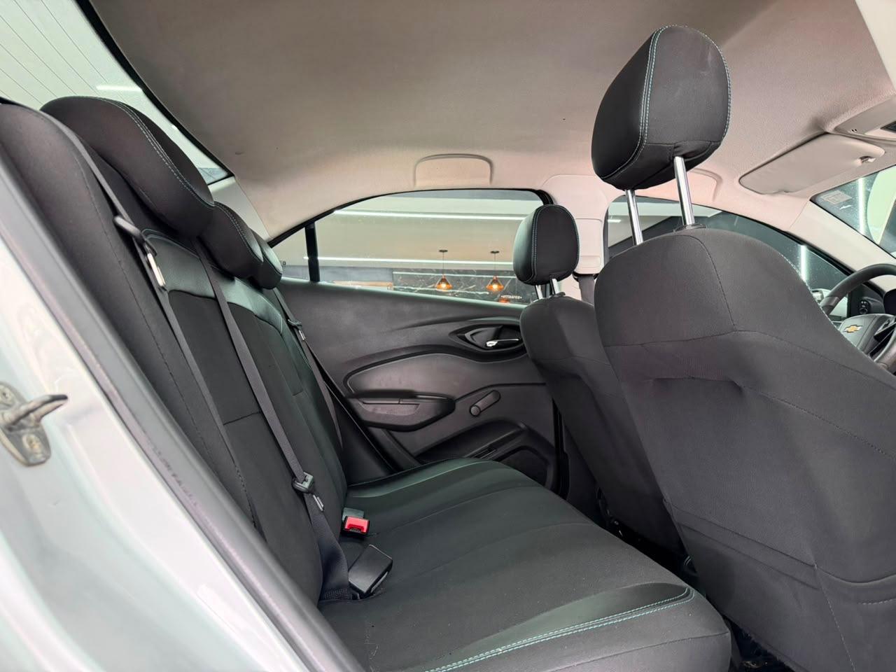 Chevrolet PRISMA 19