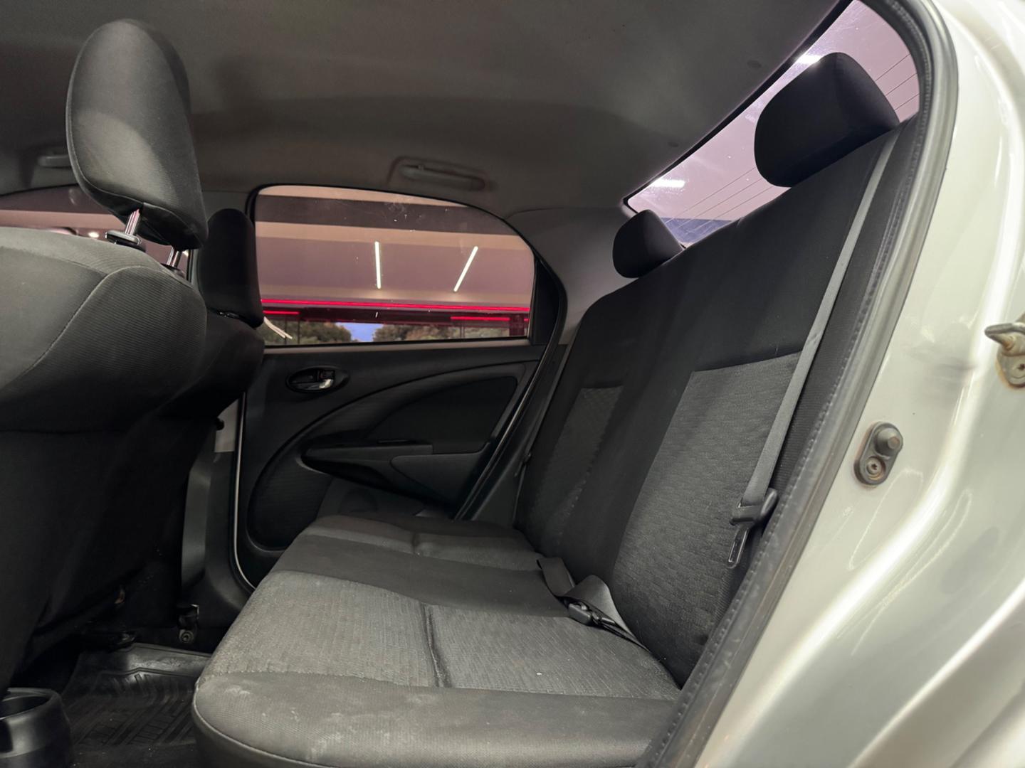 Toyota ETIOS 21