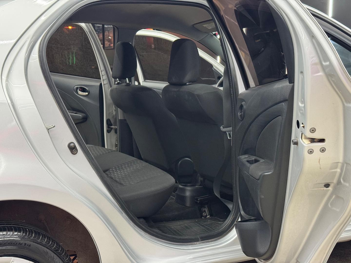 Toyota ETIOS 25