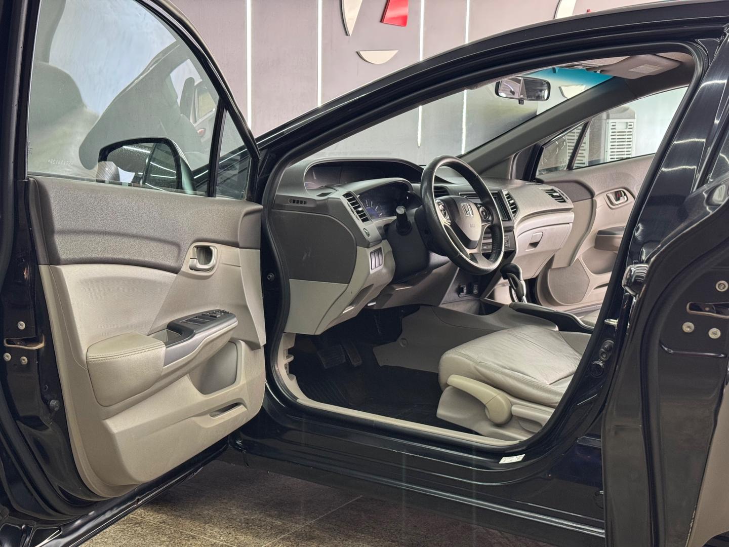 Honda CIVIC 24