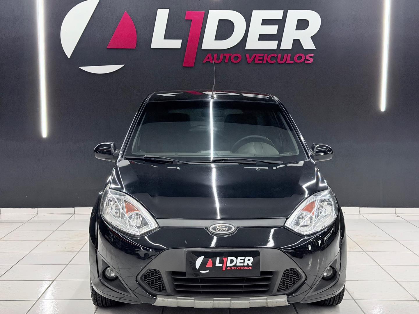 Ford FIESTA 1