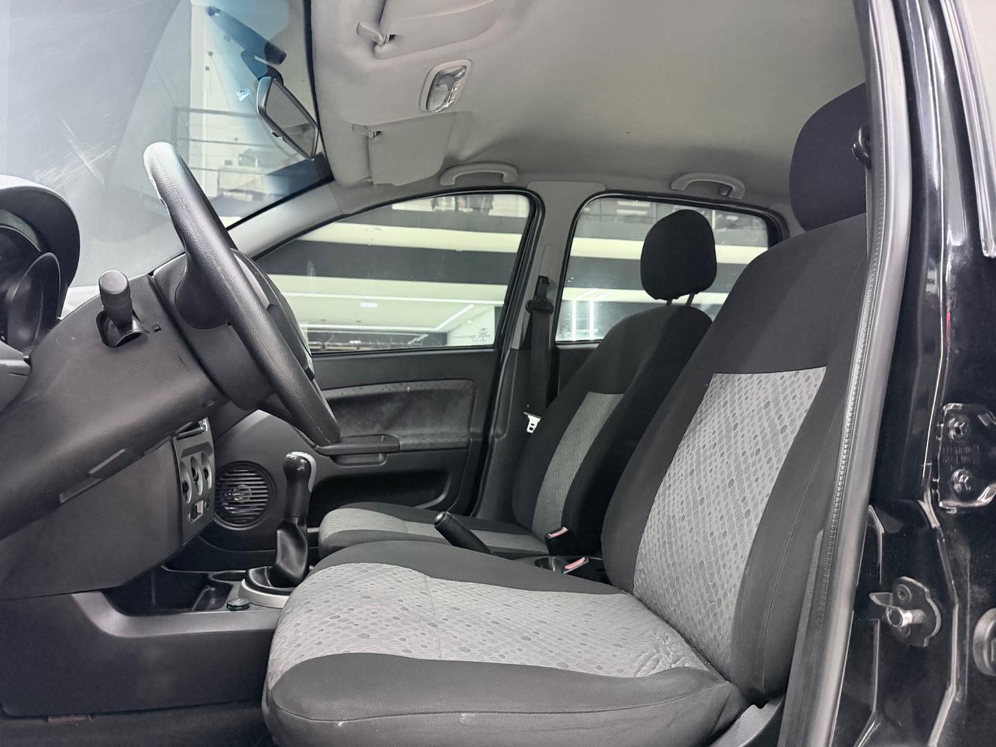 Ford FIESTA 14