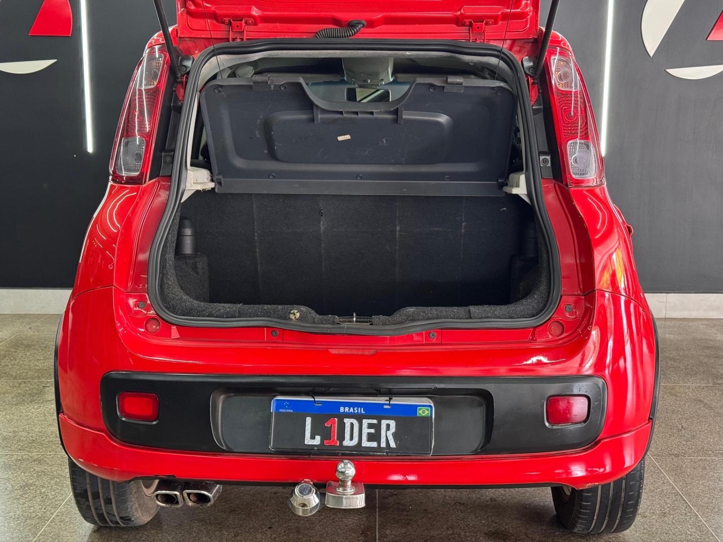 Fiat UNO 12
