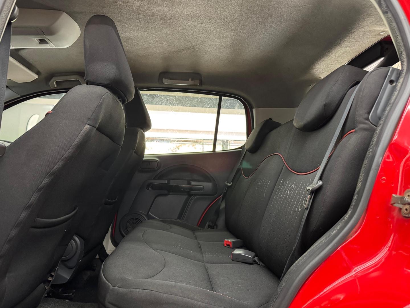 Fiat UNO 16