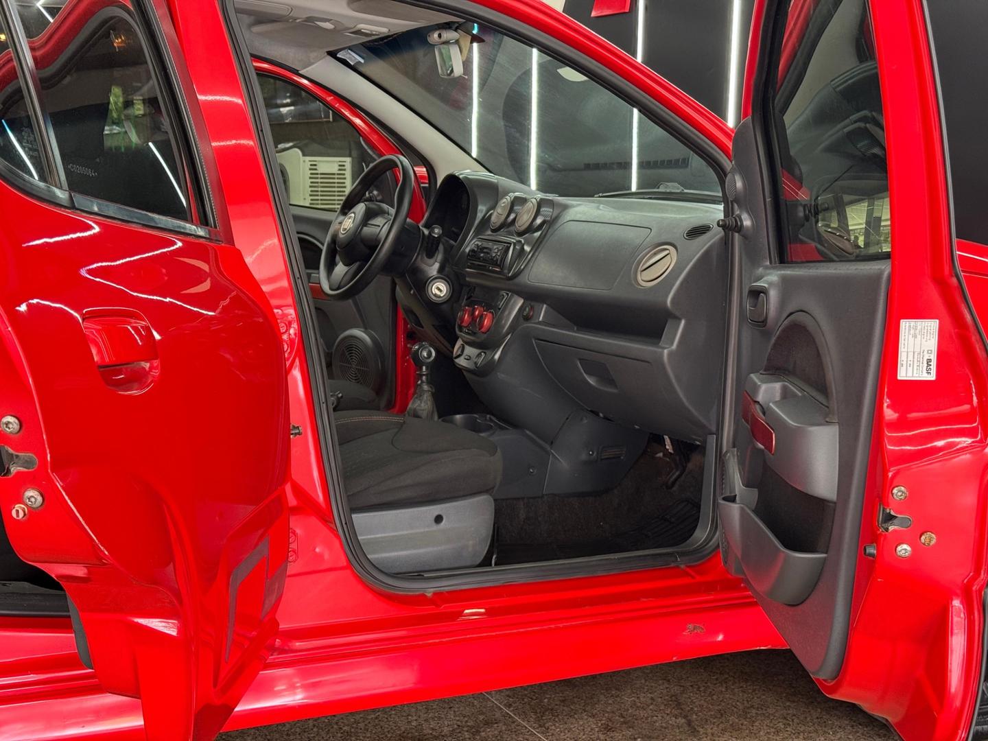 Fiat UNO 23