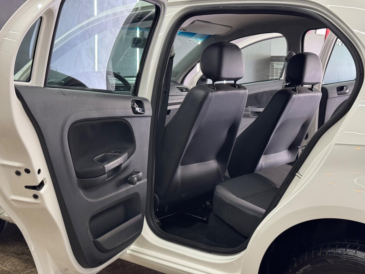 Volkswagen GOL 24