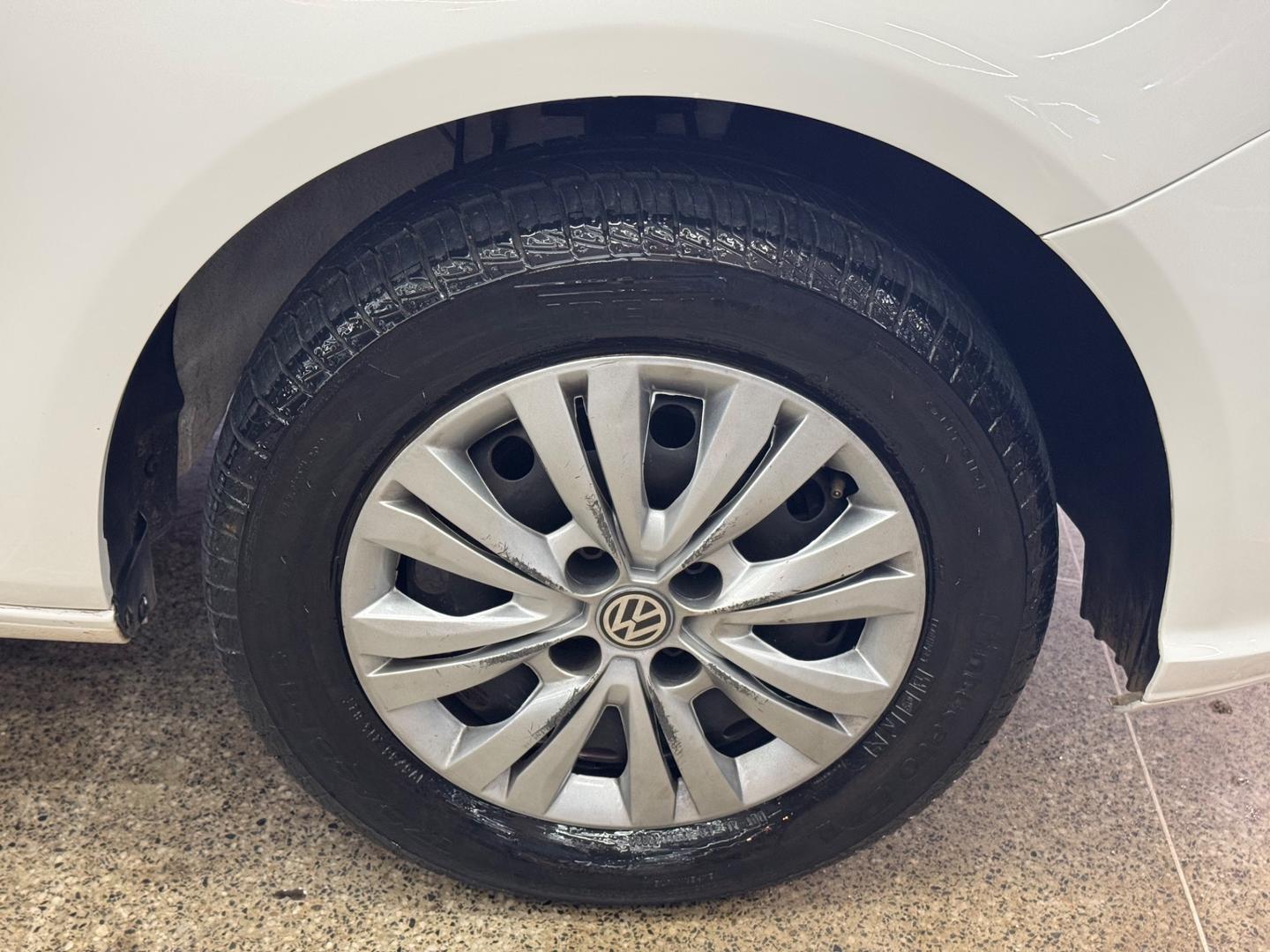 Volkswagen GOL 5