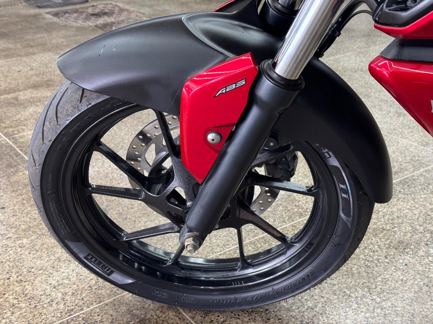 Yamaha FZ15 11