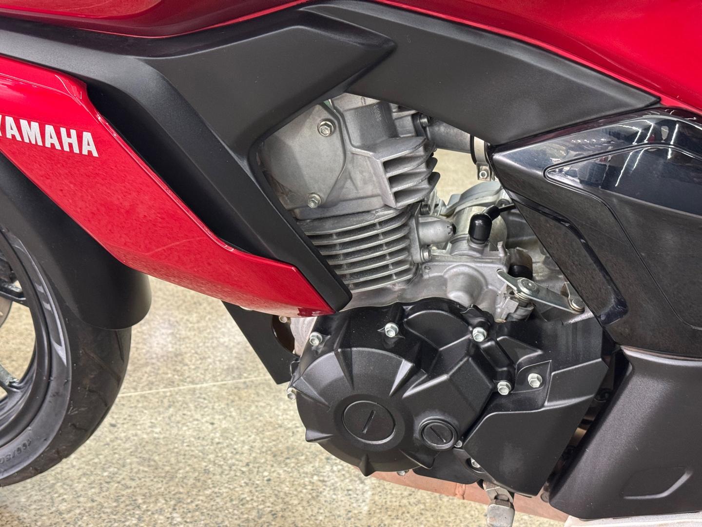Yamaha FZ15 12