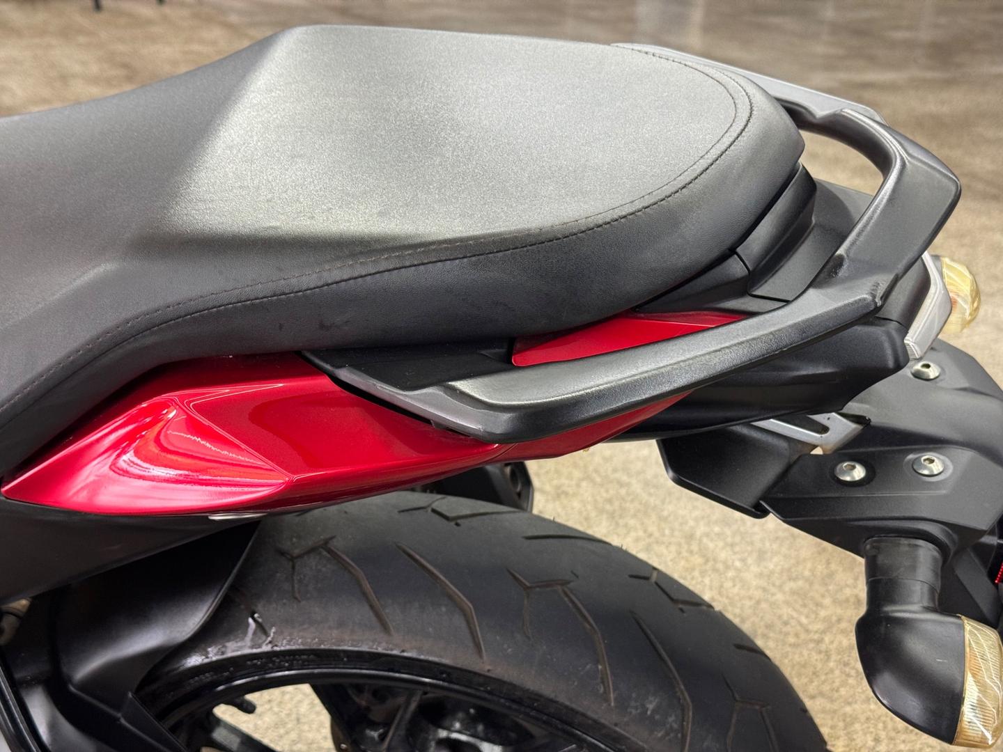 Yamaha FZ15 10