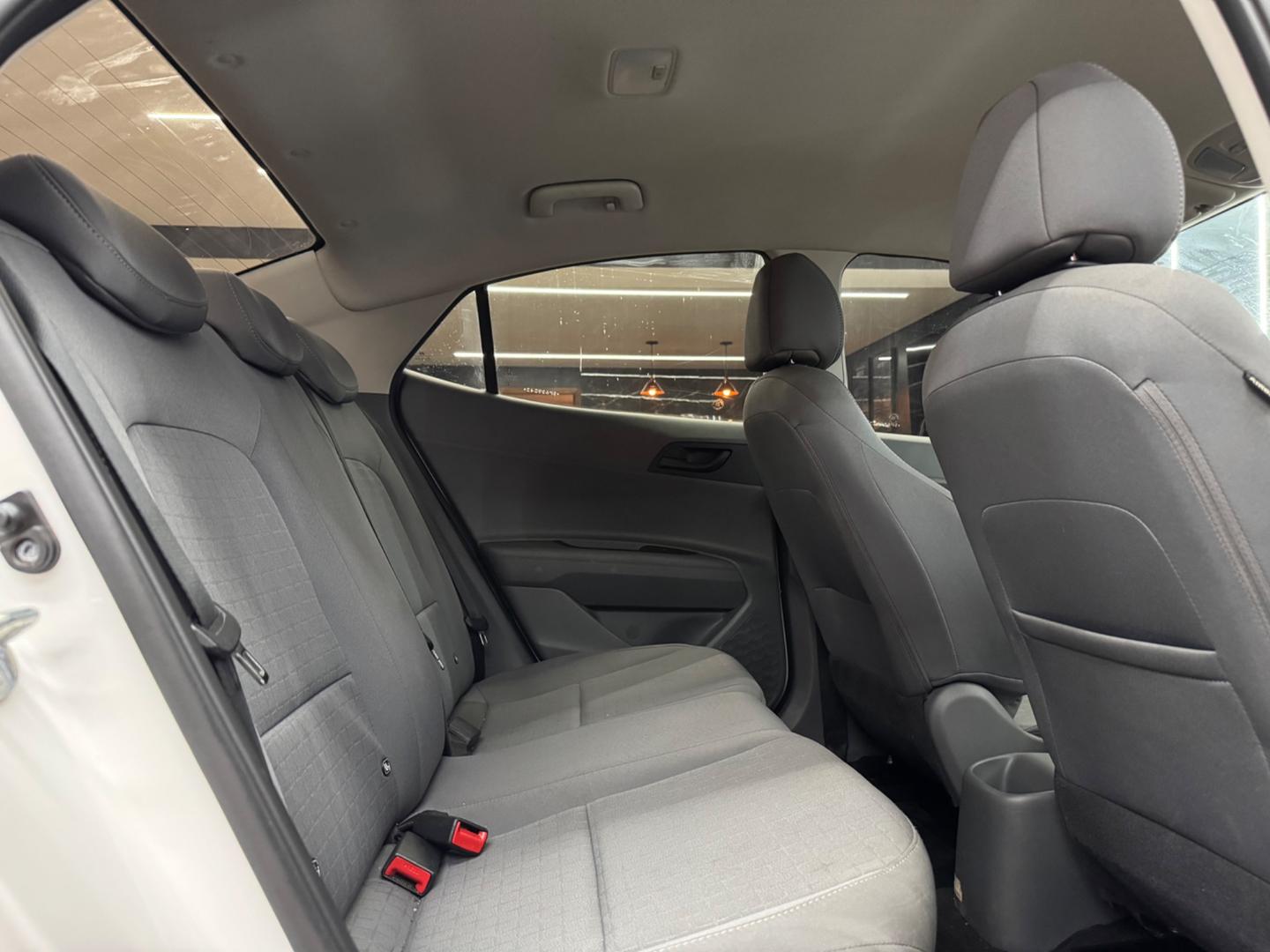 Hyundai HB20S 23