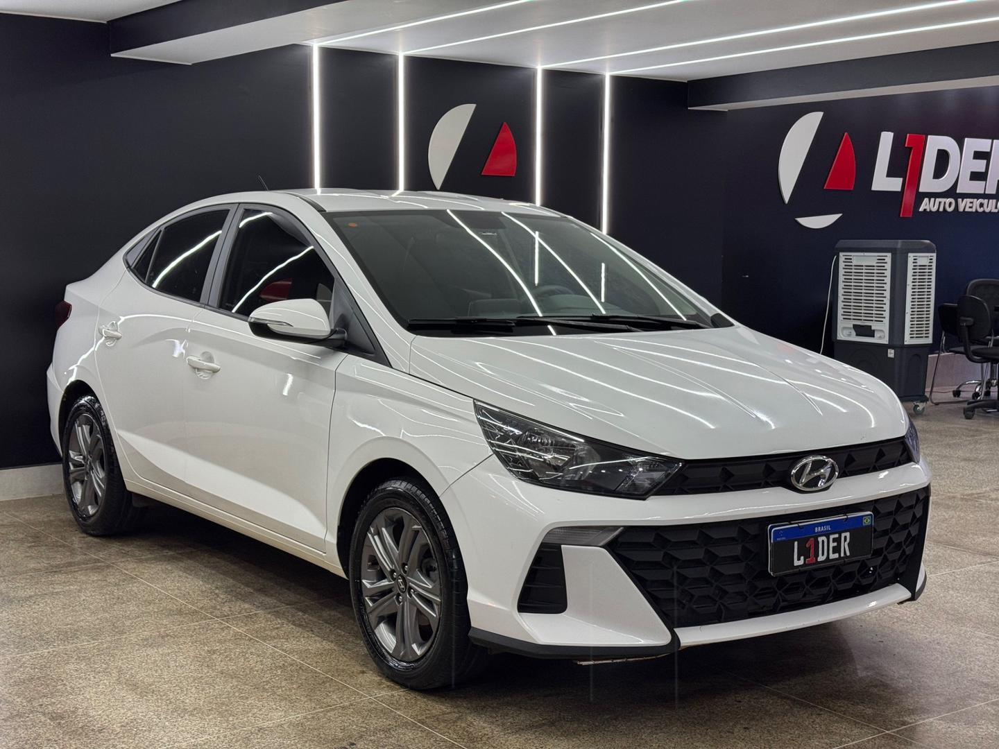 Hyundai HB20S 4