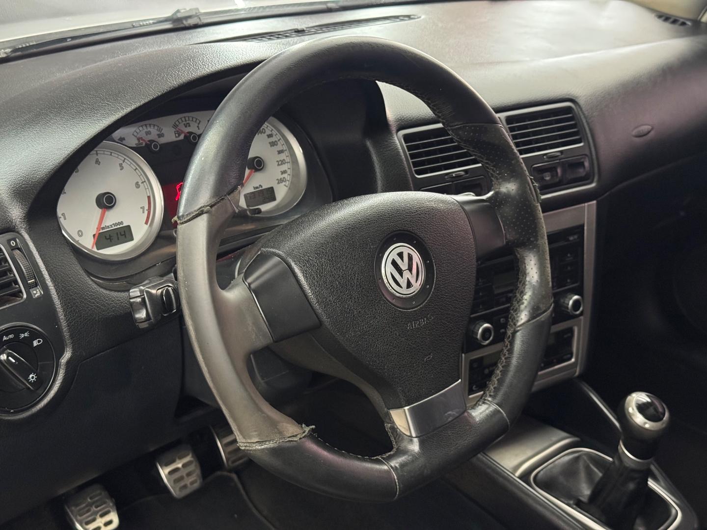 Volkswagen GOLF 10