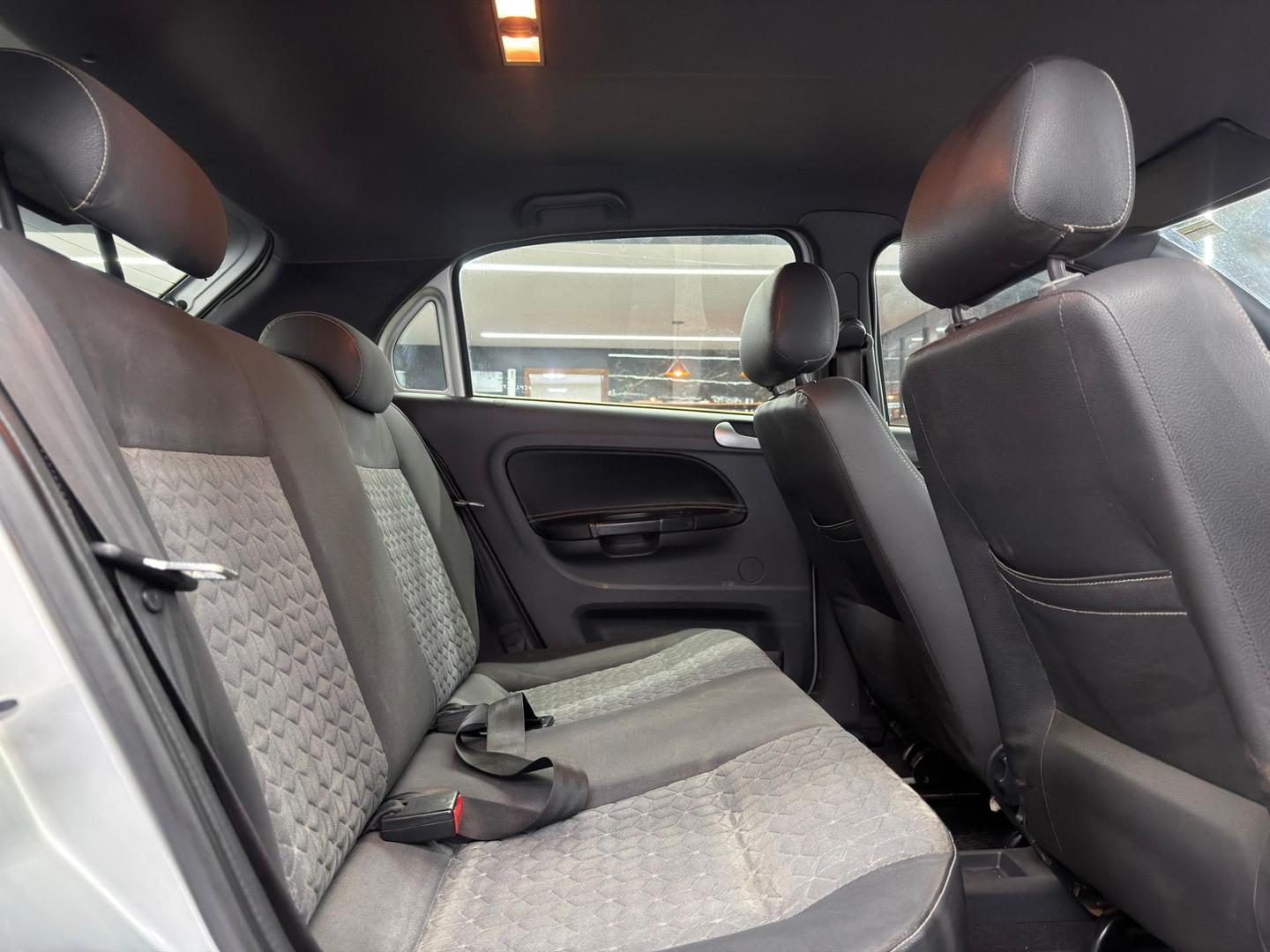 Volkswagen NOVO 5