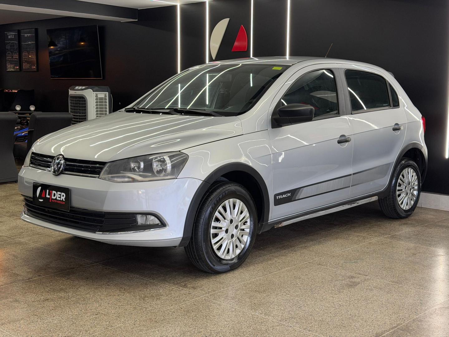 Volkswagen NOVO 8