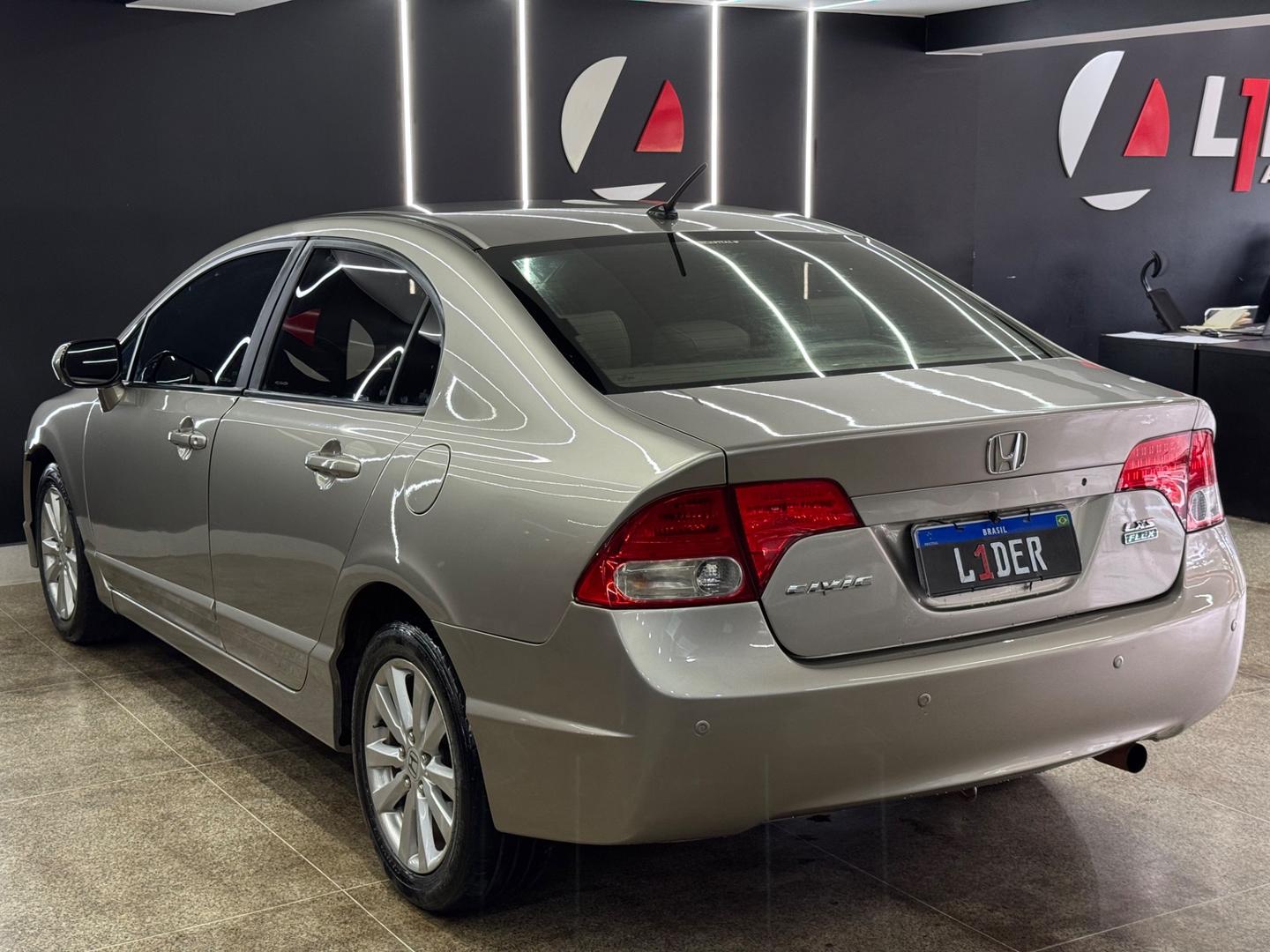 Honda CIVIC 9
