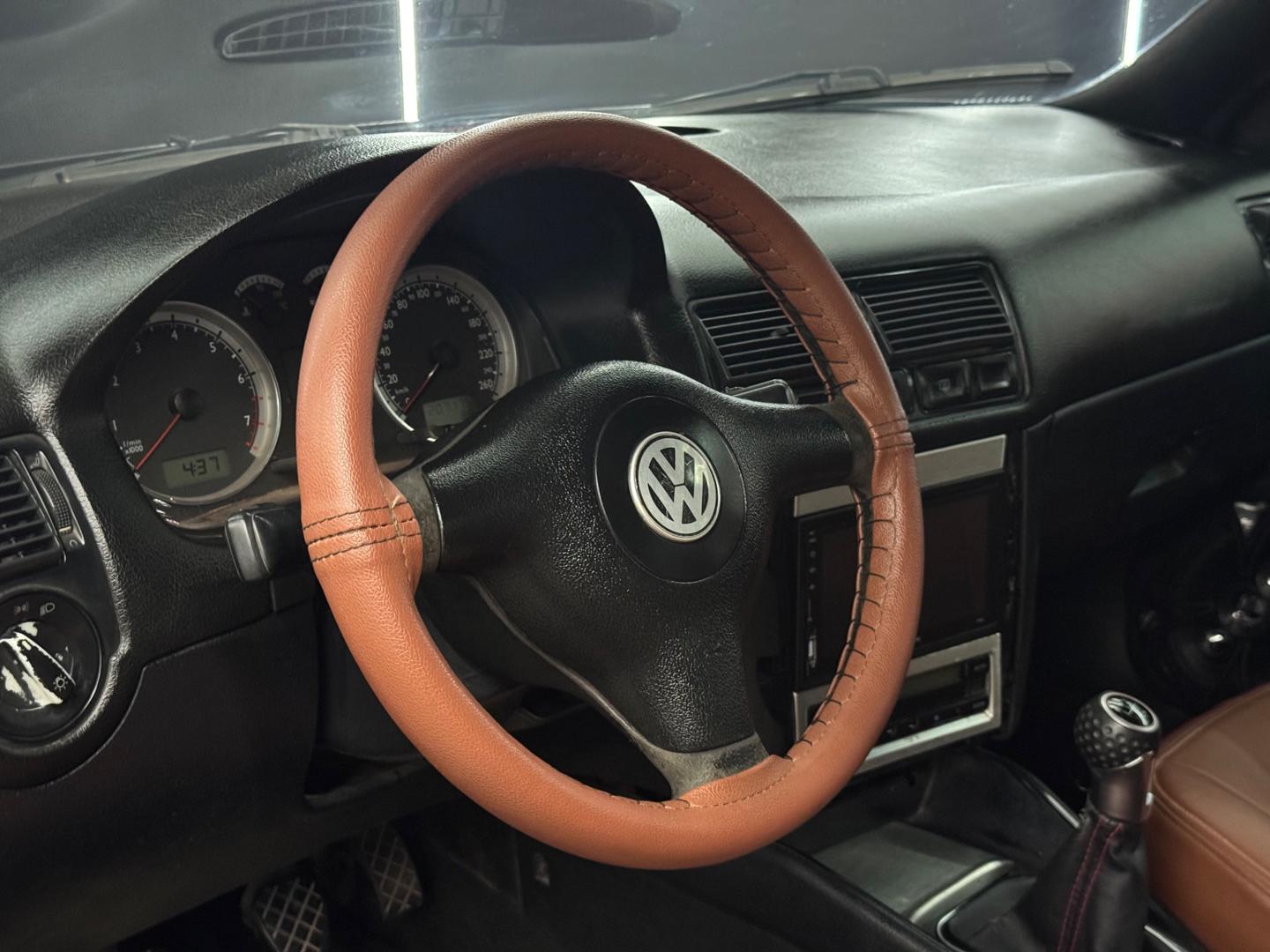 Volkswagen GOLF 15