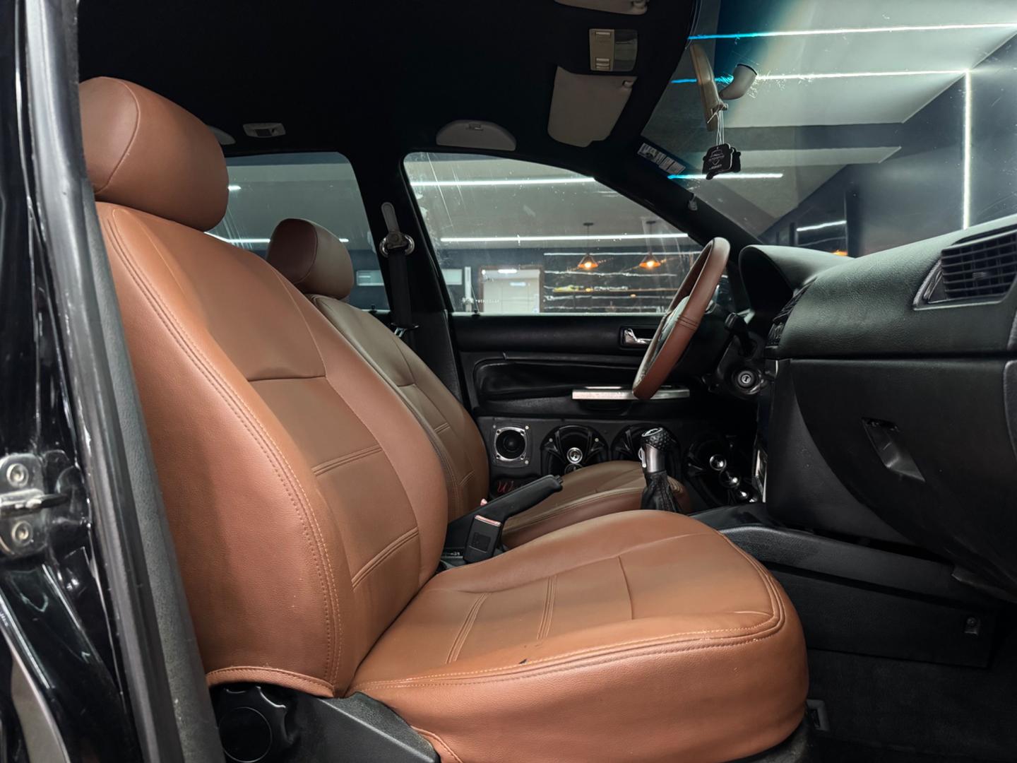 Volkswagen GOLF 20