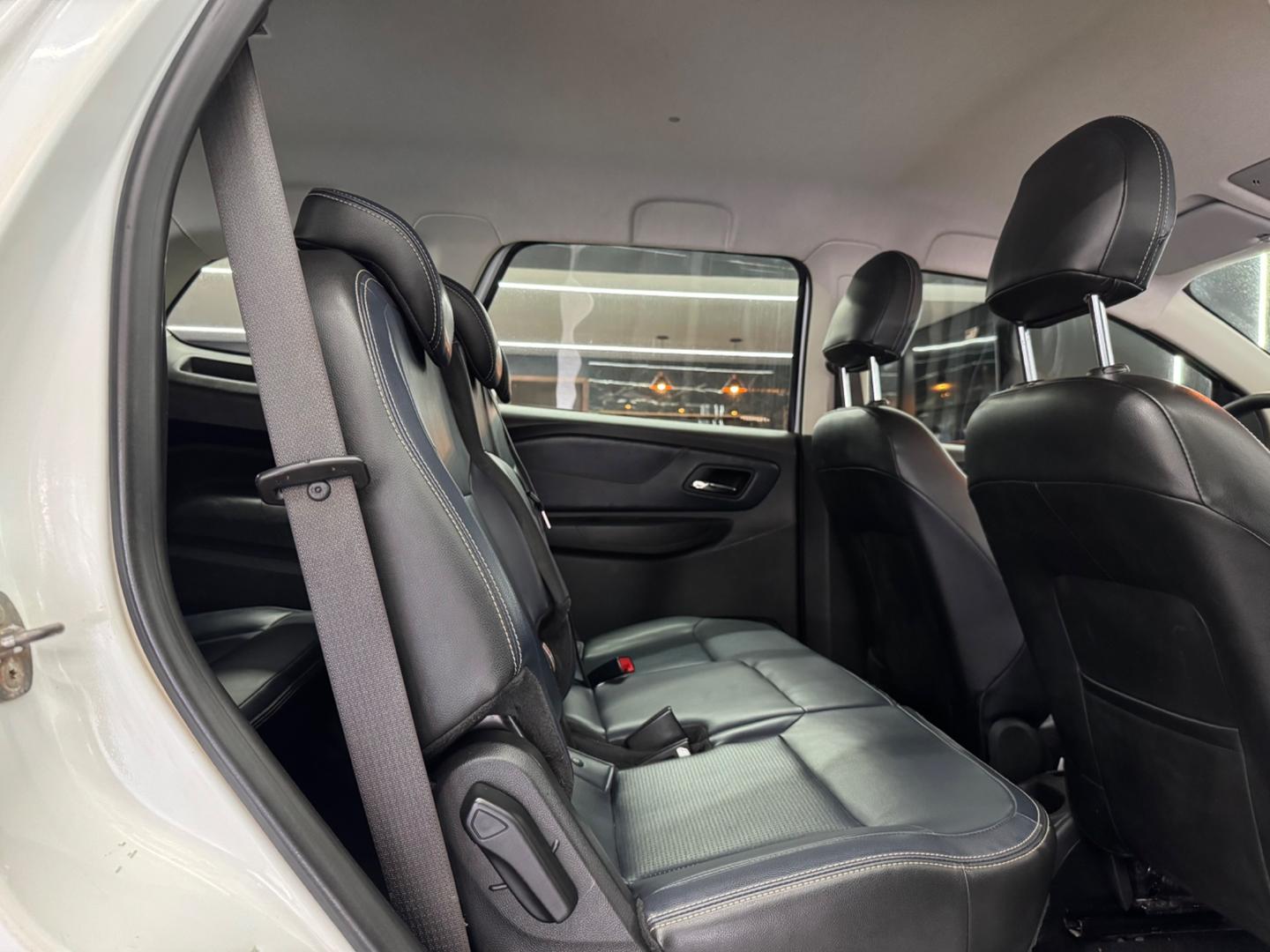 Chevrolet SPIN 18