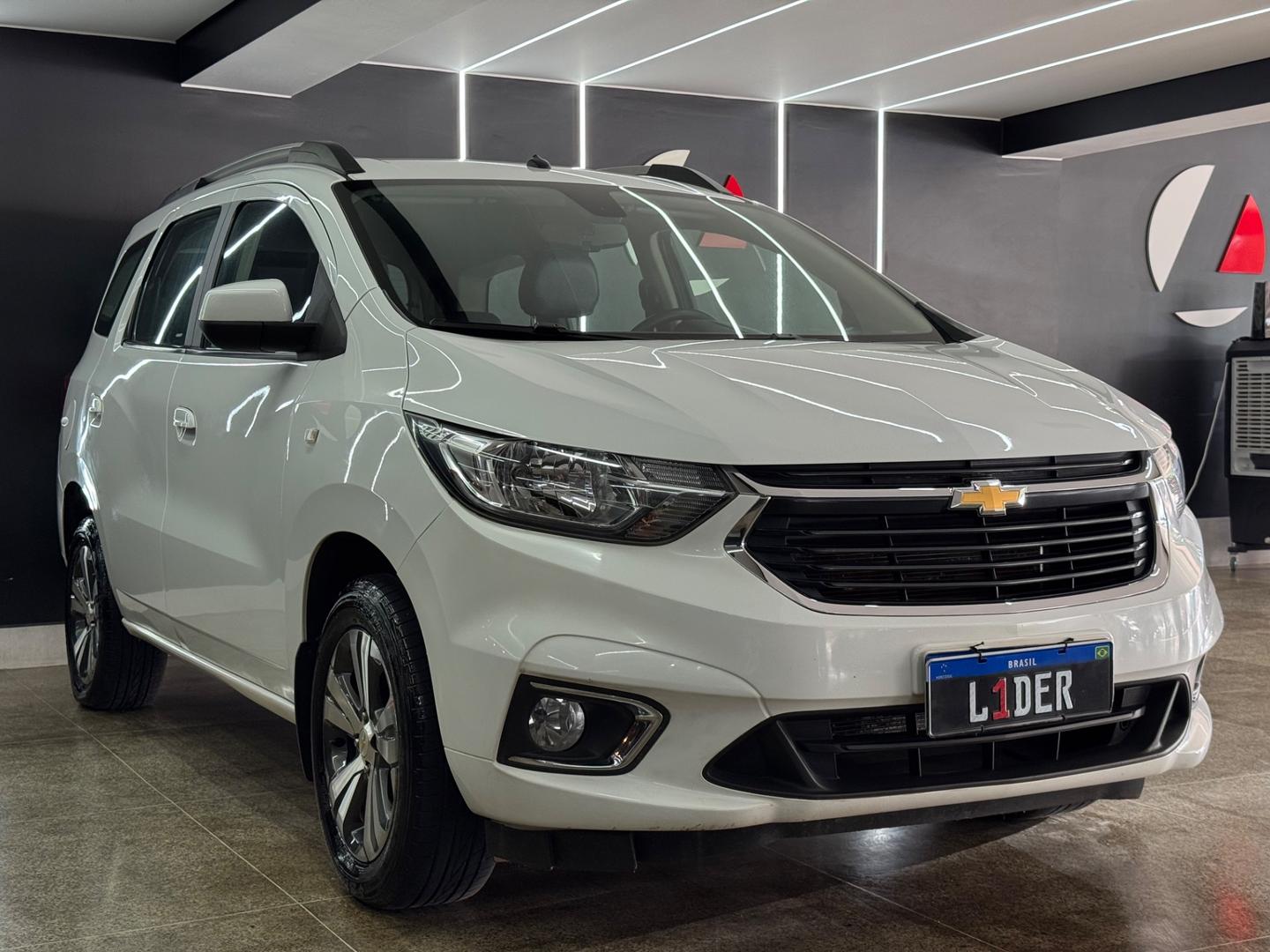 Chevrolet SPIN 4