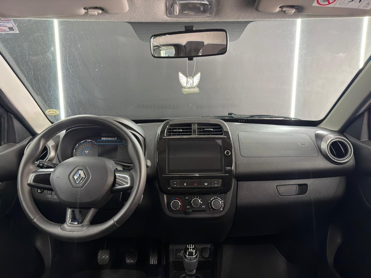 Renault KWID 18