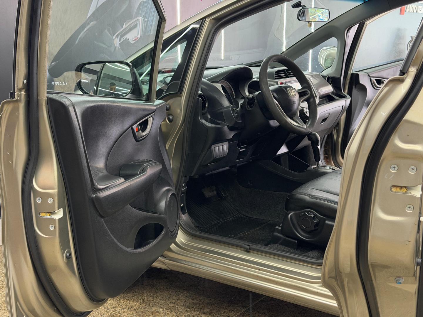 Honda FIT 19