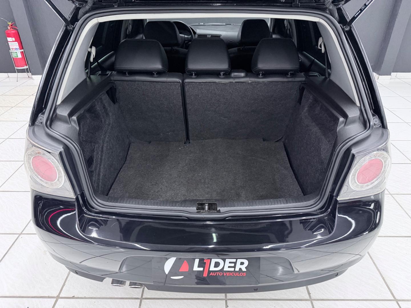 Volkswagen GOLF 13