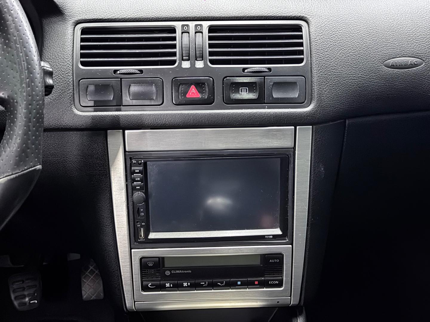 Volkswagen GOLF 15