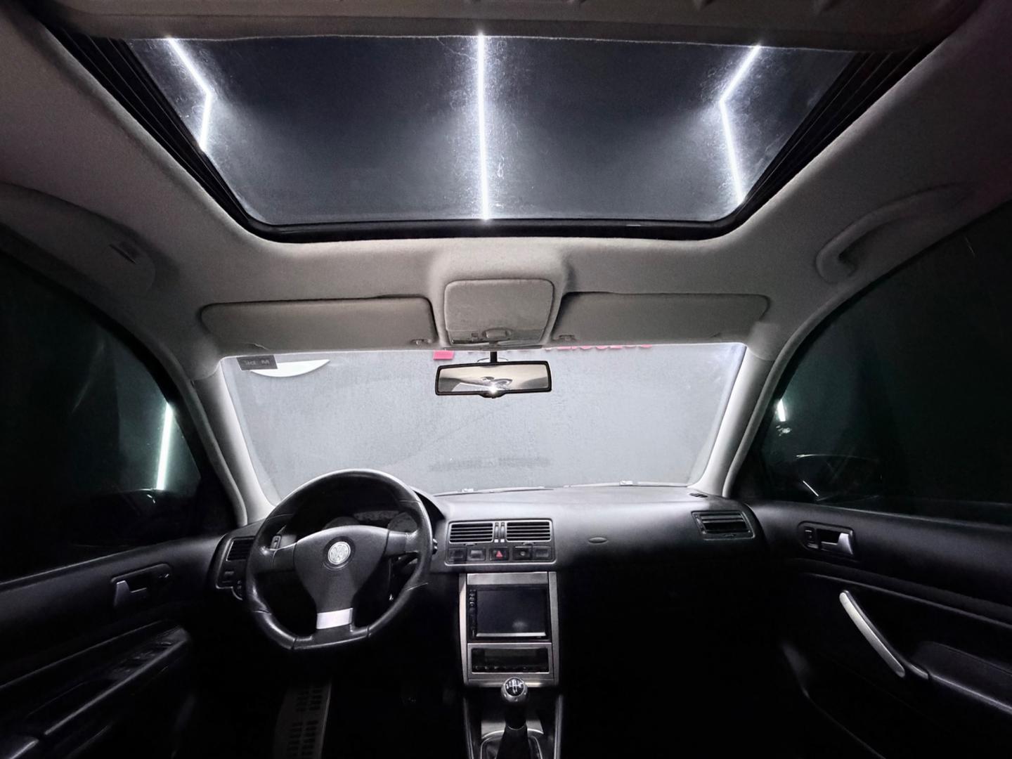 Volkswagen GOLF 19
