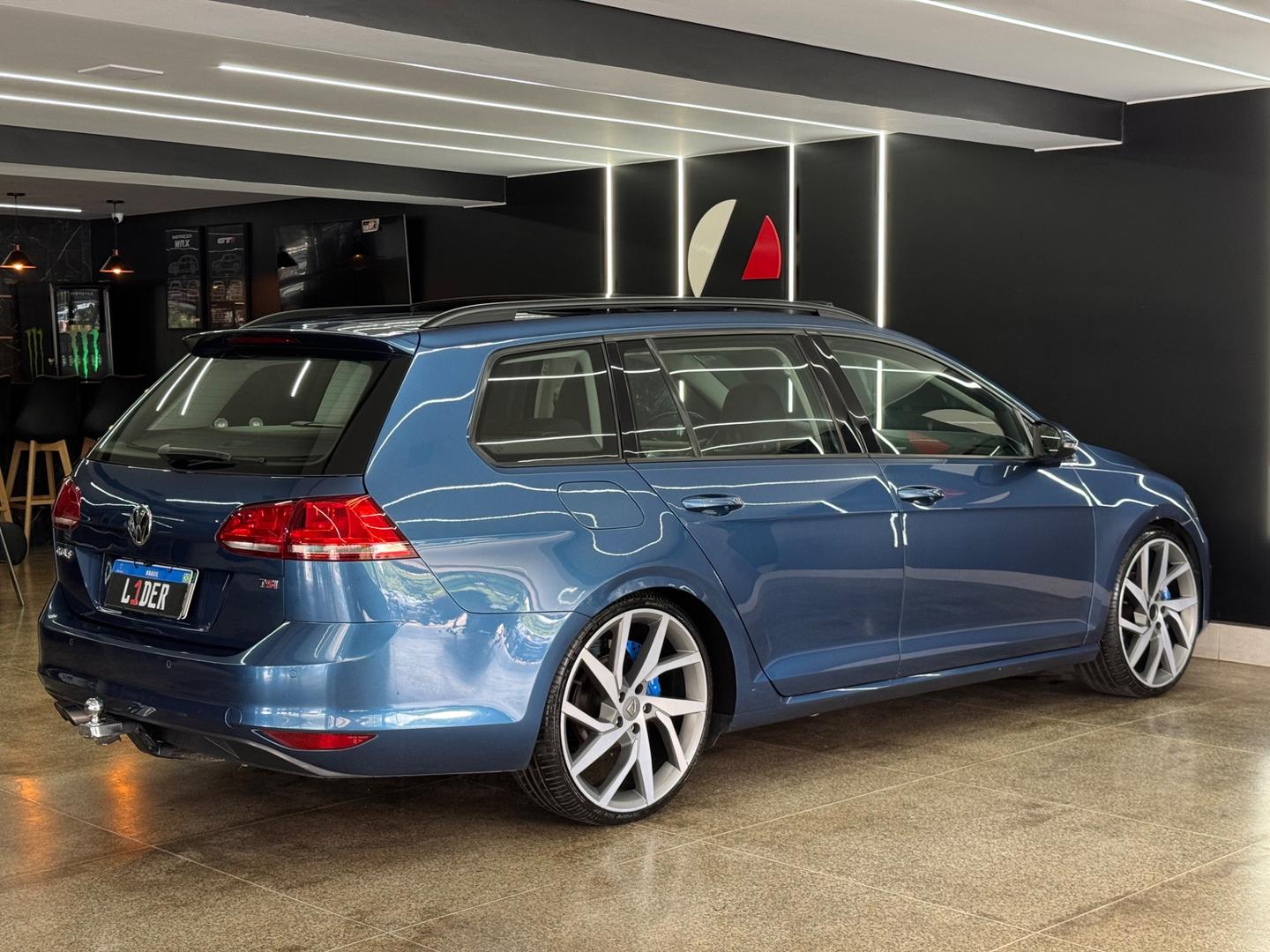 Volkswagen GOLF 12