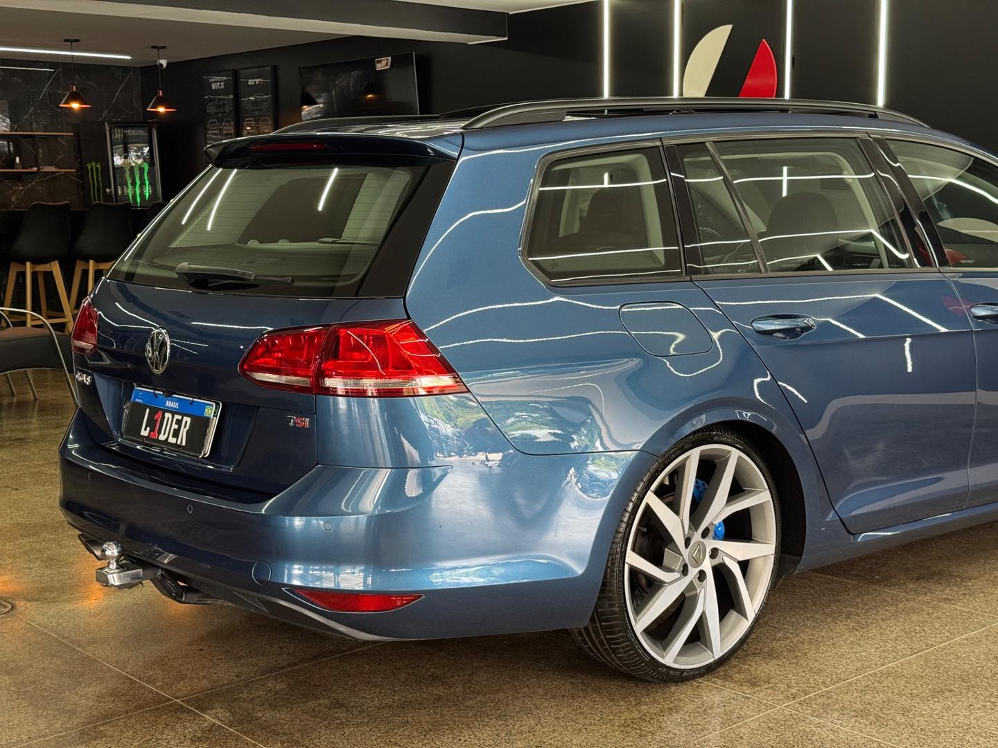 Volkswagen GOLF 15