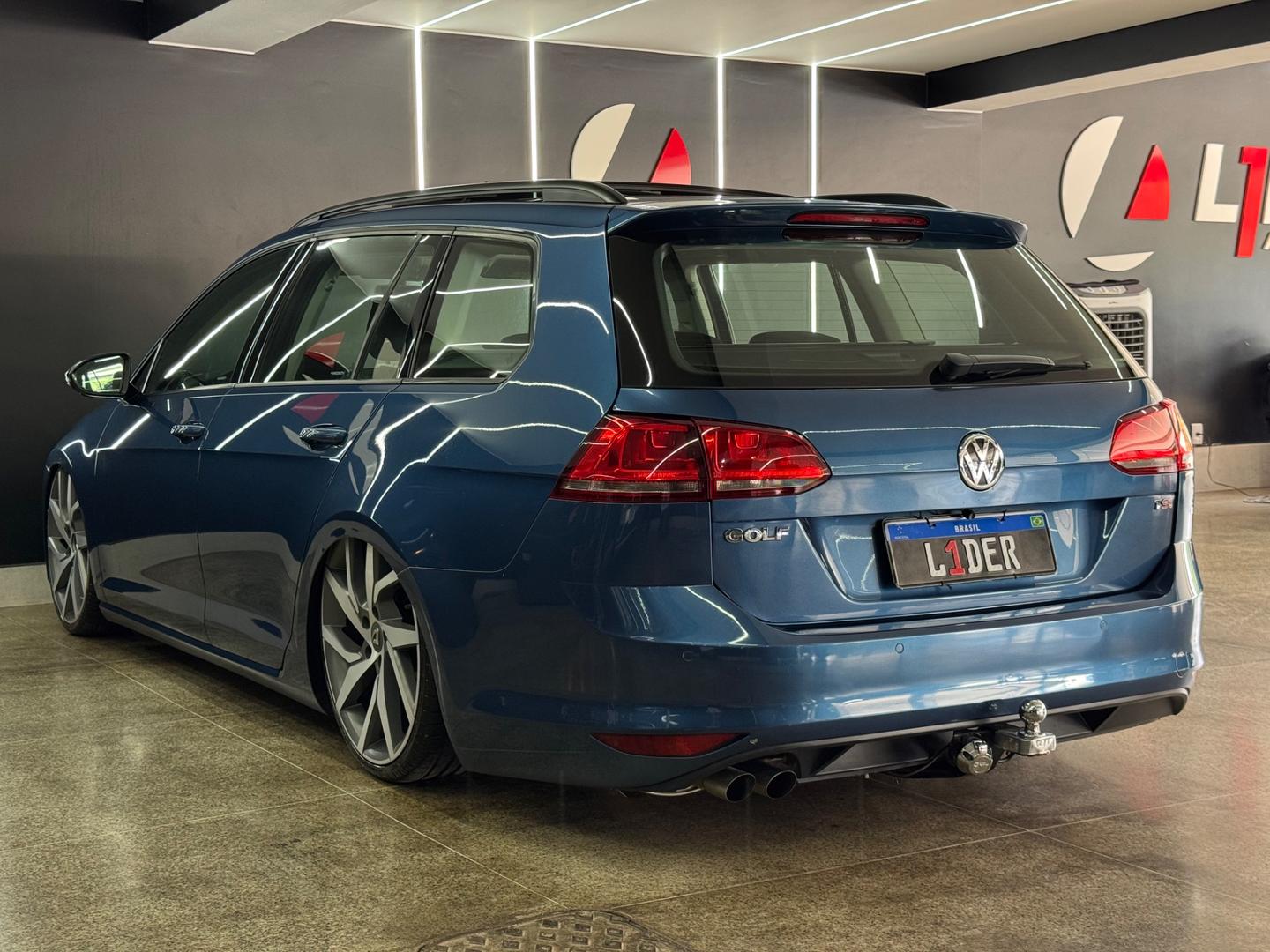Volkswagen GOLF 20