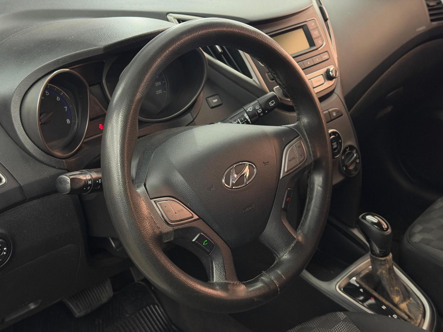 Hyundai HB20 15