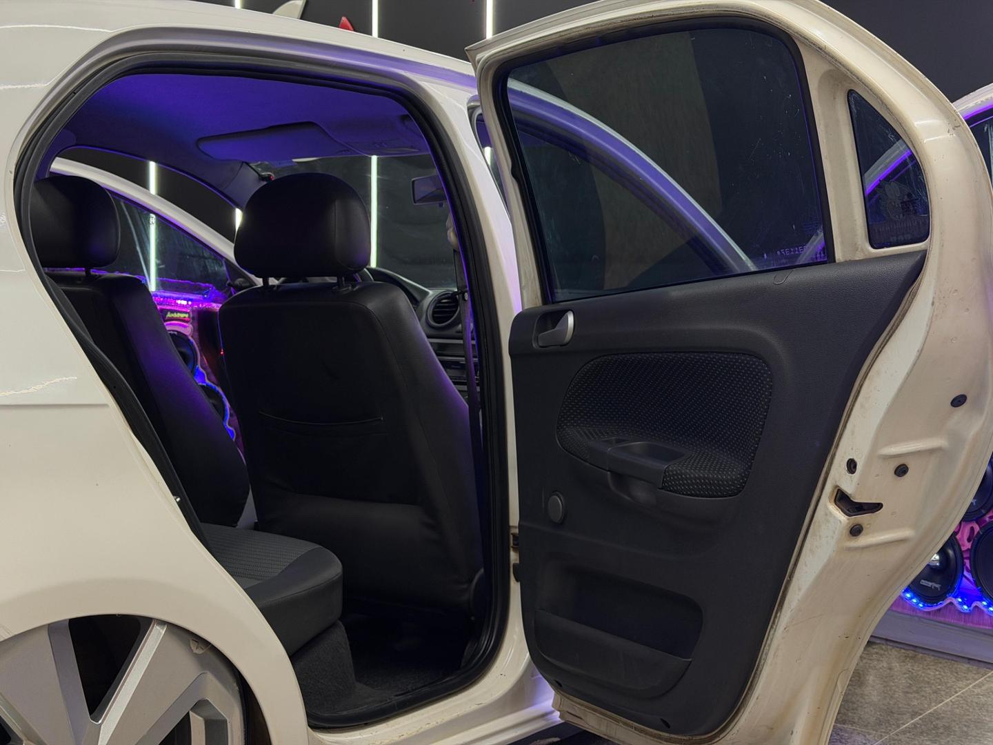 Volkswagen GOL 25