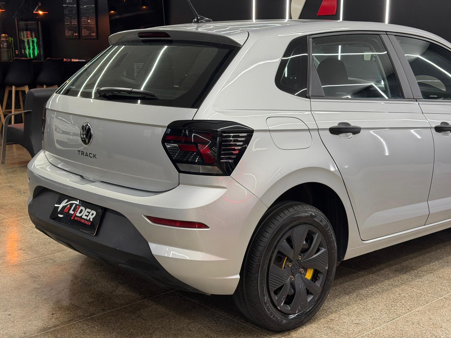 Volkswagen POLO 10