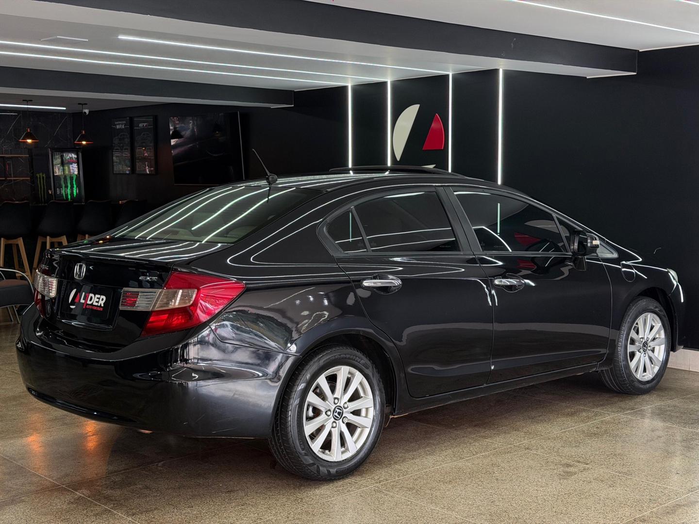 Honda CIVIC 9