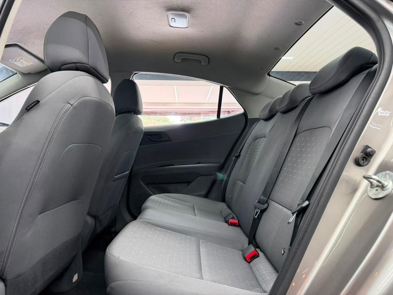 Hyundai HB20S 11