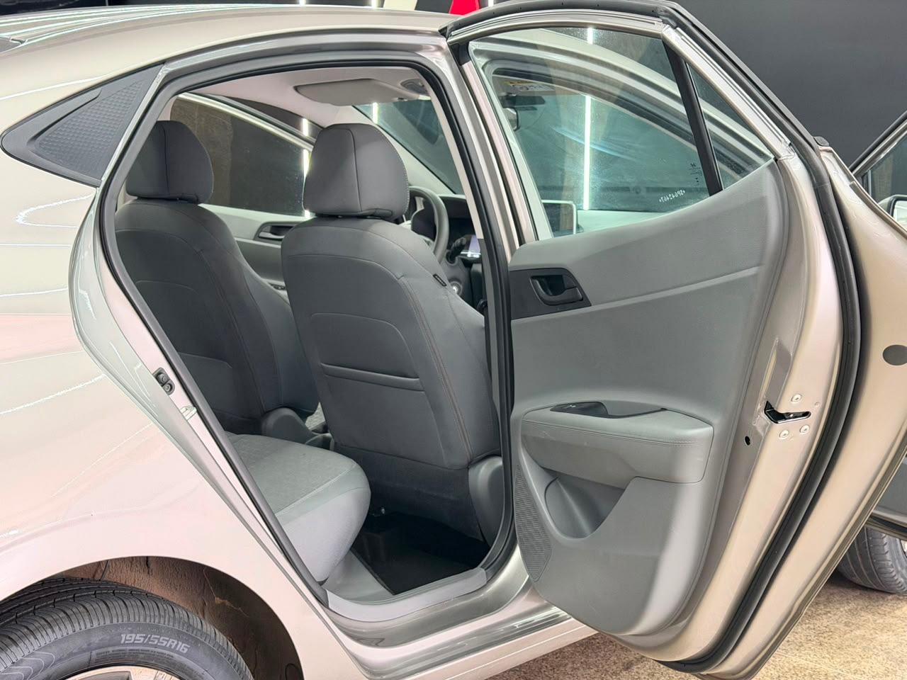 Hyundai HB20S 22