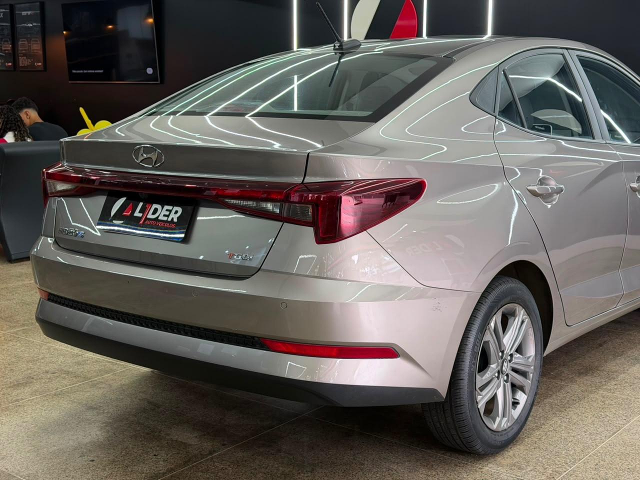 Hyundai HB20S 24