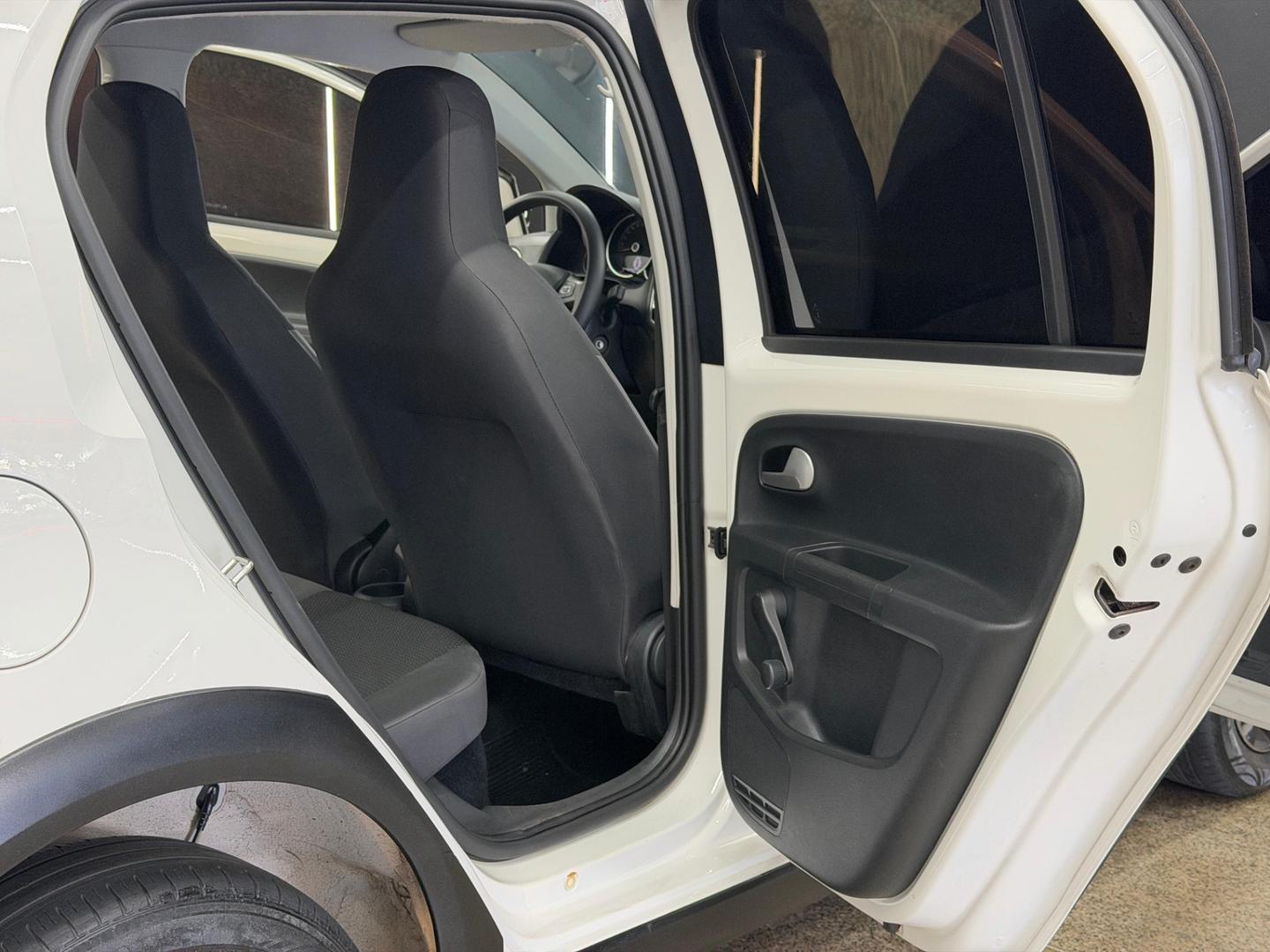 Volkswagen UP-XTREME 23