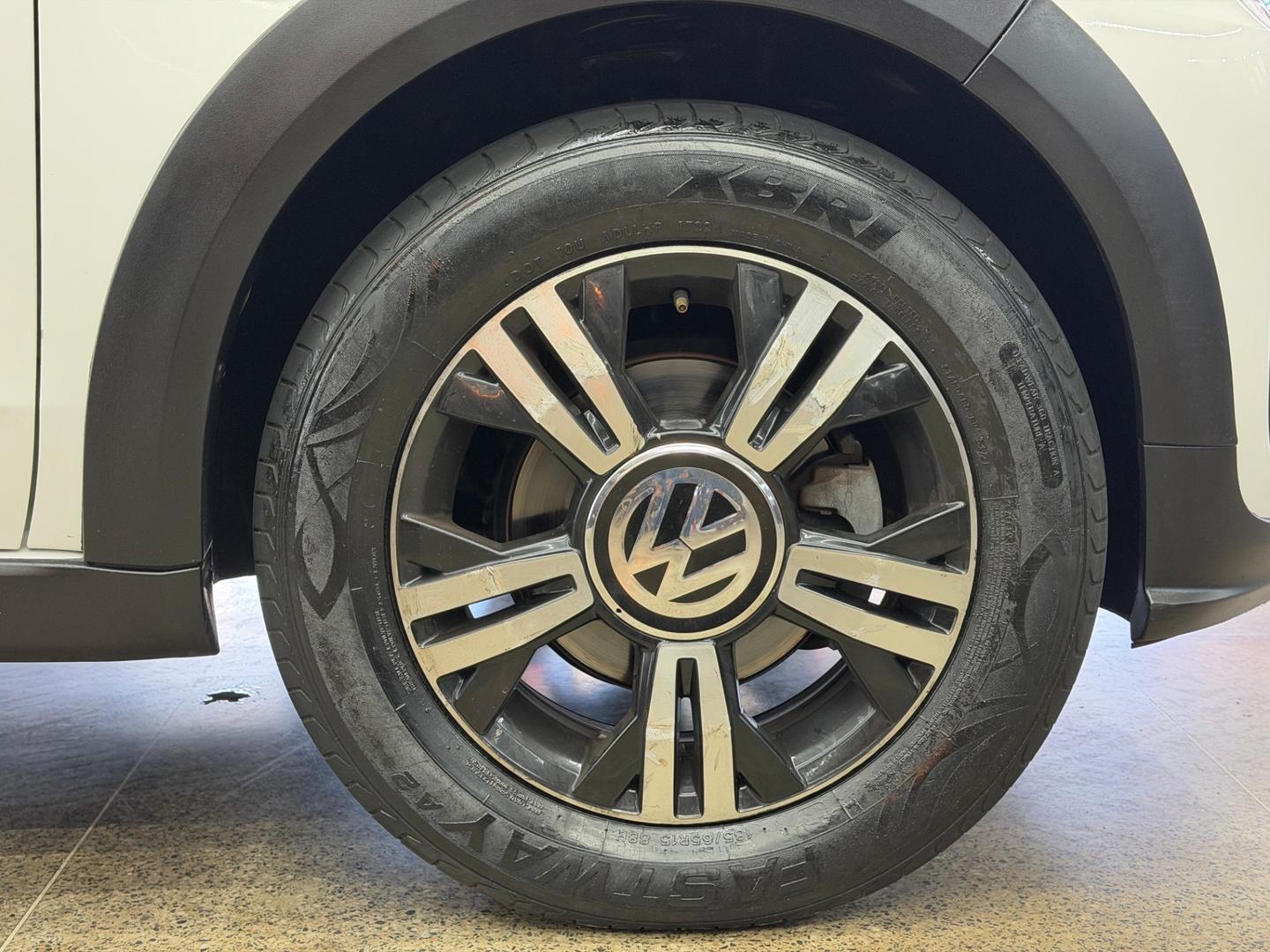 Volkswagen UP-XTREME 5
