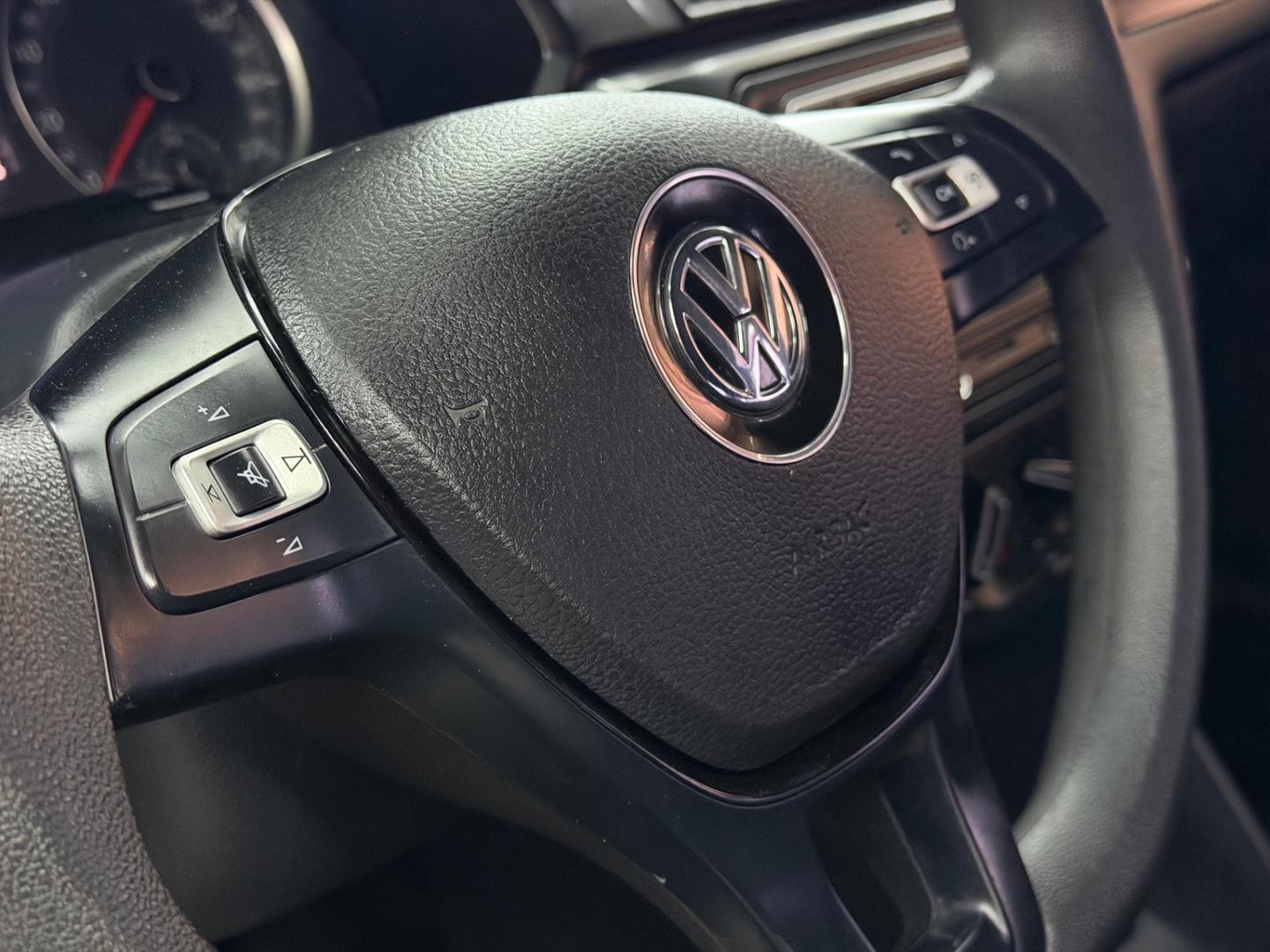Volkswagen NOVO 14