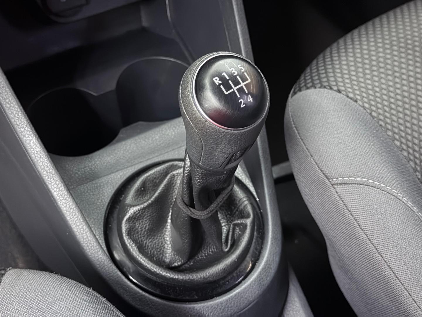 Volkswagen NOVO 16