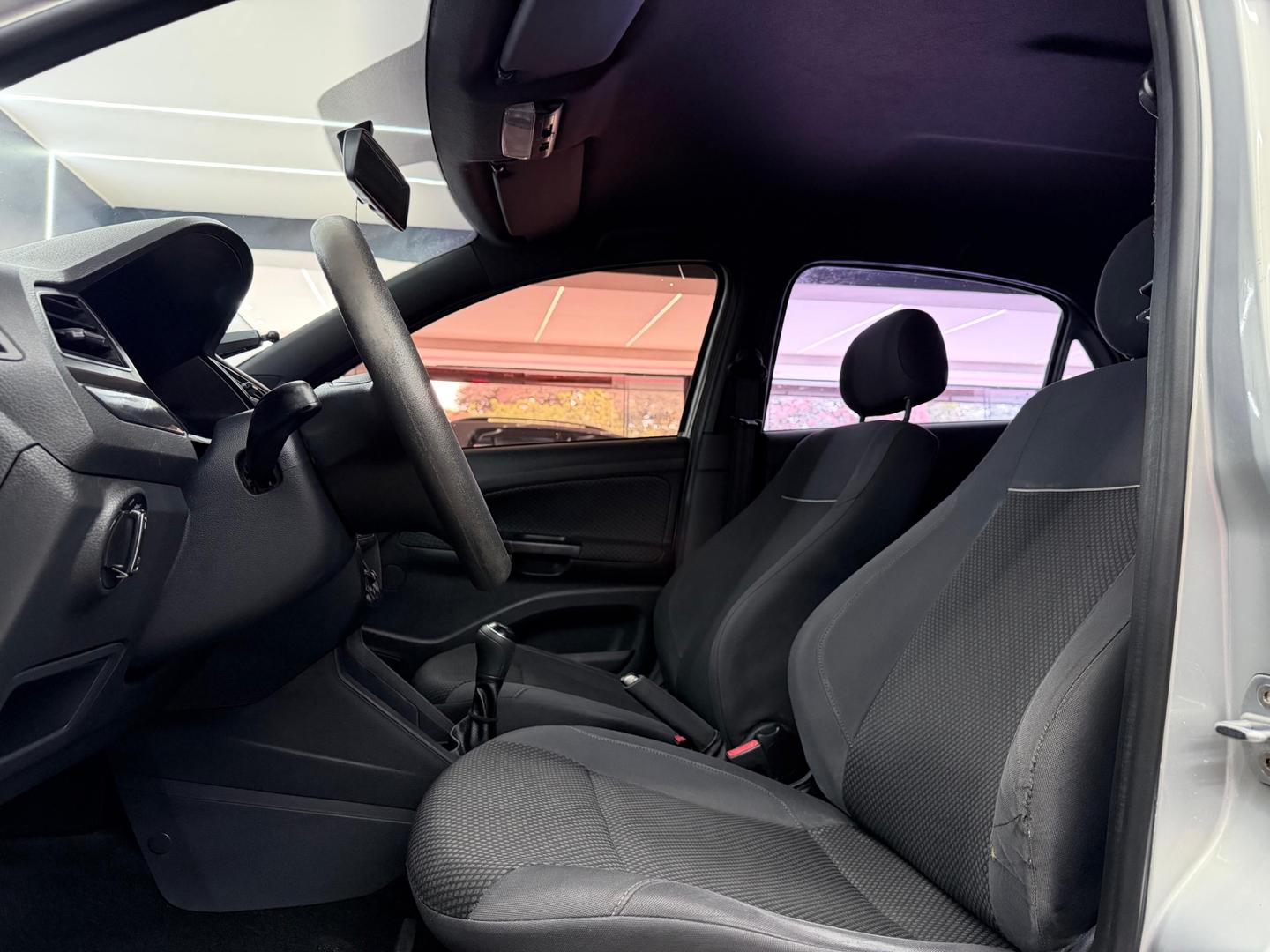 Volkswagen NOVO 17