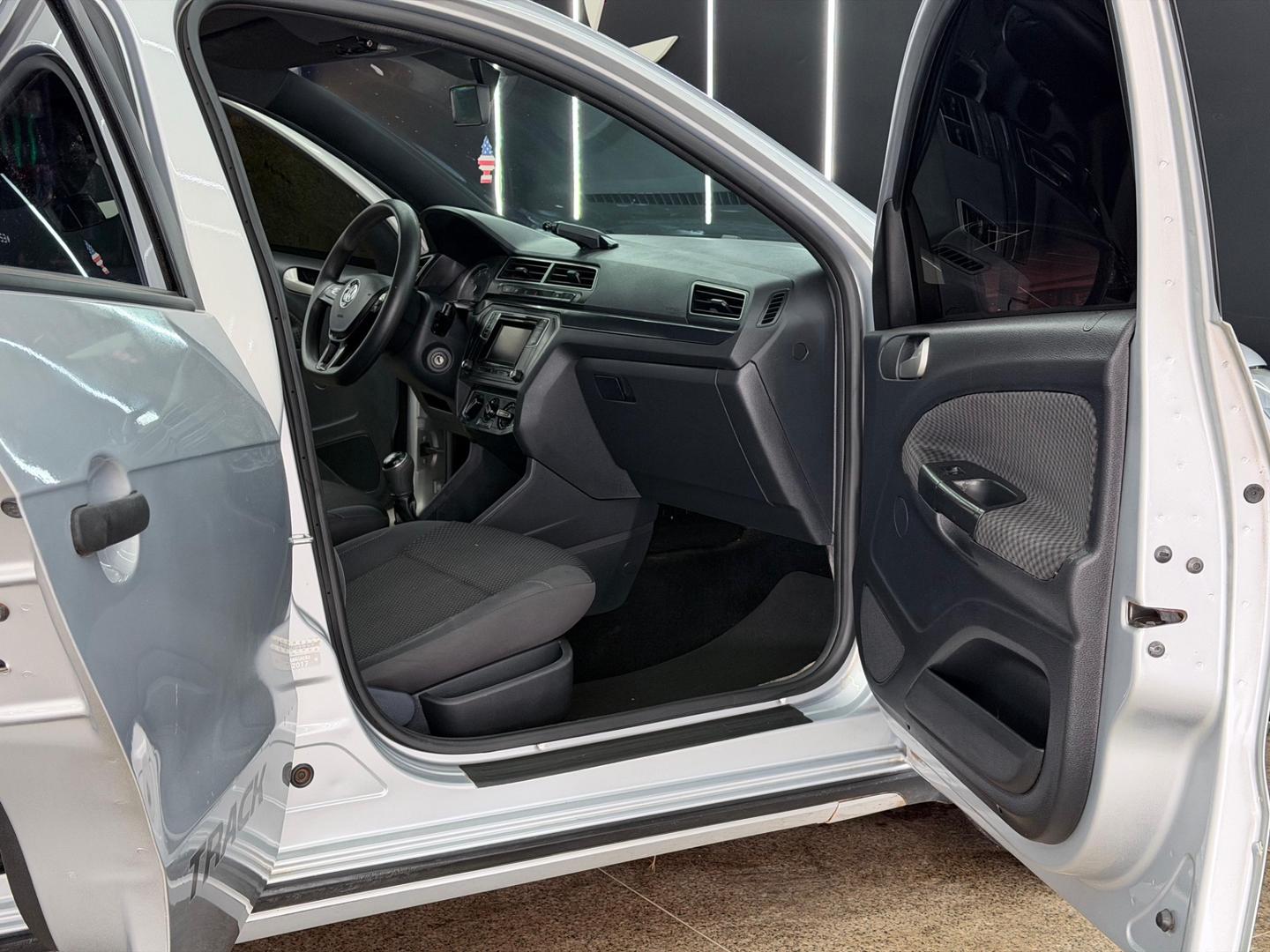 Volkswagen NOVO 24